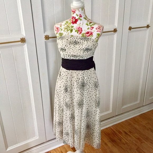 BCBG Max Azria Strapless Party Dress 👗 (EUC) - Picture 2 of 8